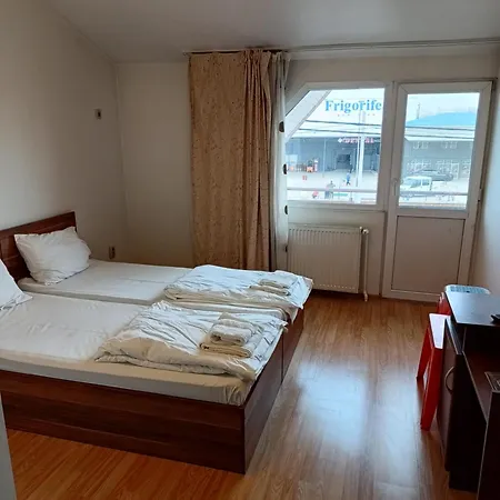 בית הארחה Pensiunea Isabela קריובה